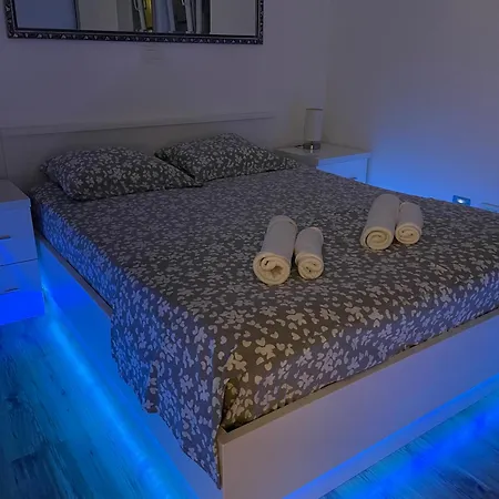“jelin Dvor” 3+2, Bacvice, Apartman Split
