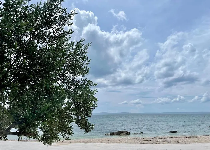 Apartment “jelin Dvor” 3+2, Bacvice, Split