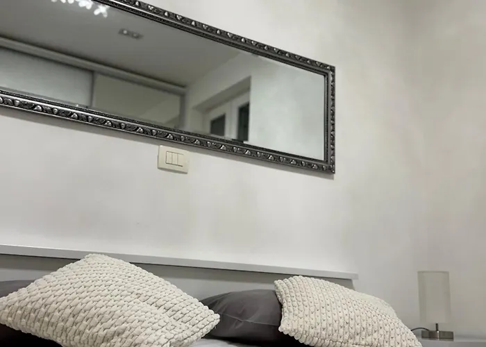 “jelin Dvor” 3+2, Bacvice, Apartment Split