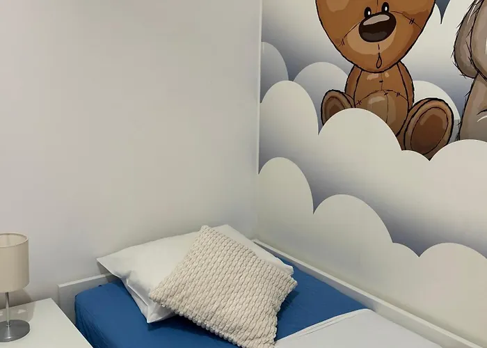 Apartment “jelin Dvor” 3+2, Bacvice,