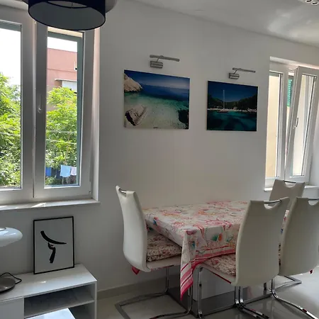 “jelin Dvor” 3+2, Bacvice, Apartment *