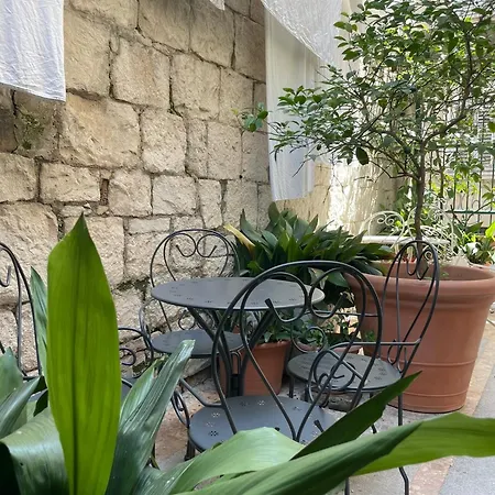 Apartment “jelin Dvor” 3+2, Bacvice, *