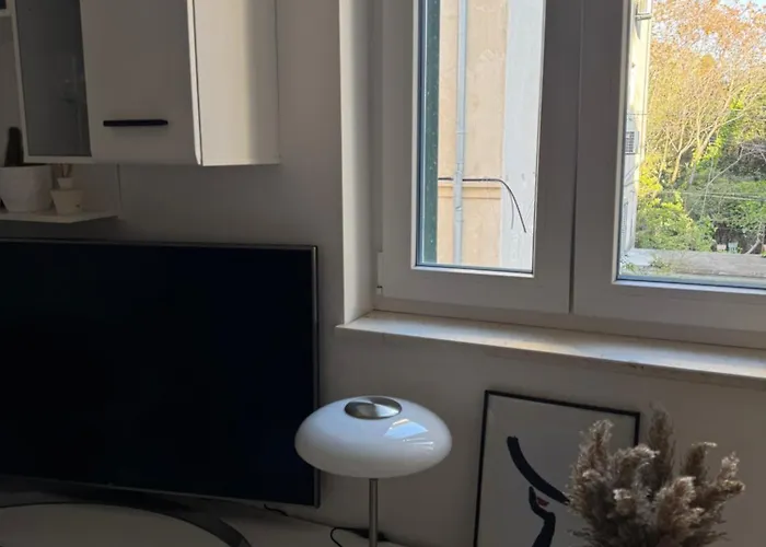 “jelin Dvor” 3+2, Bacvice, *